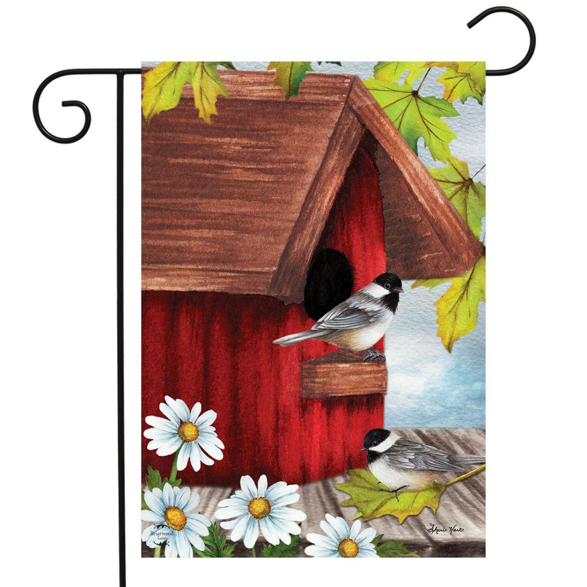 Birdhouse Friends Spring Garden Flag | Themes Animals & Critters Seasons