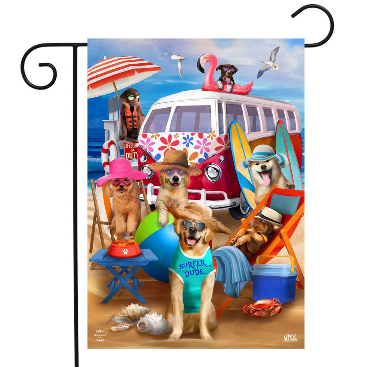 Dog Days Beach Garden Flag | Seasons Animals & Critters Seasons