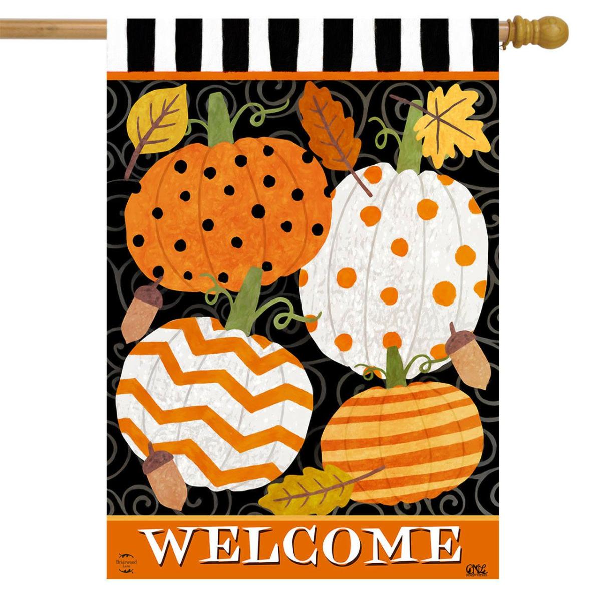 Fall Celebration Pumpkins House Flag | Themes Fall Seasons