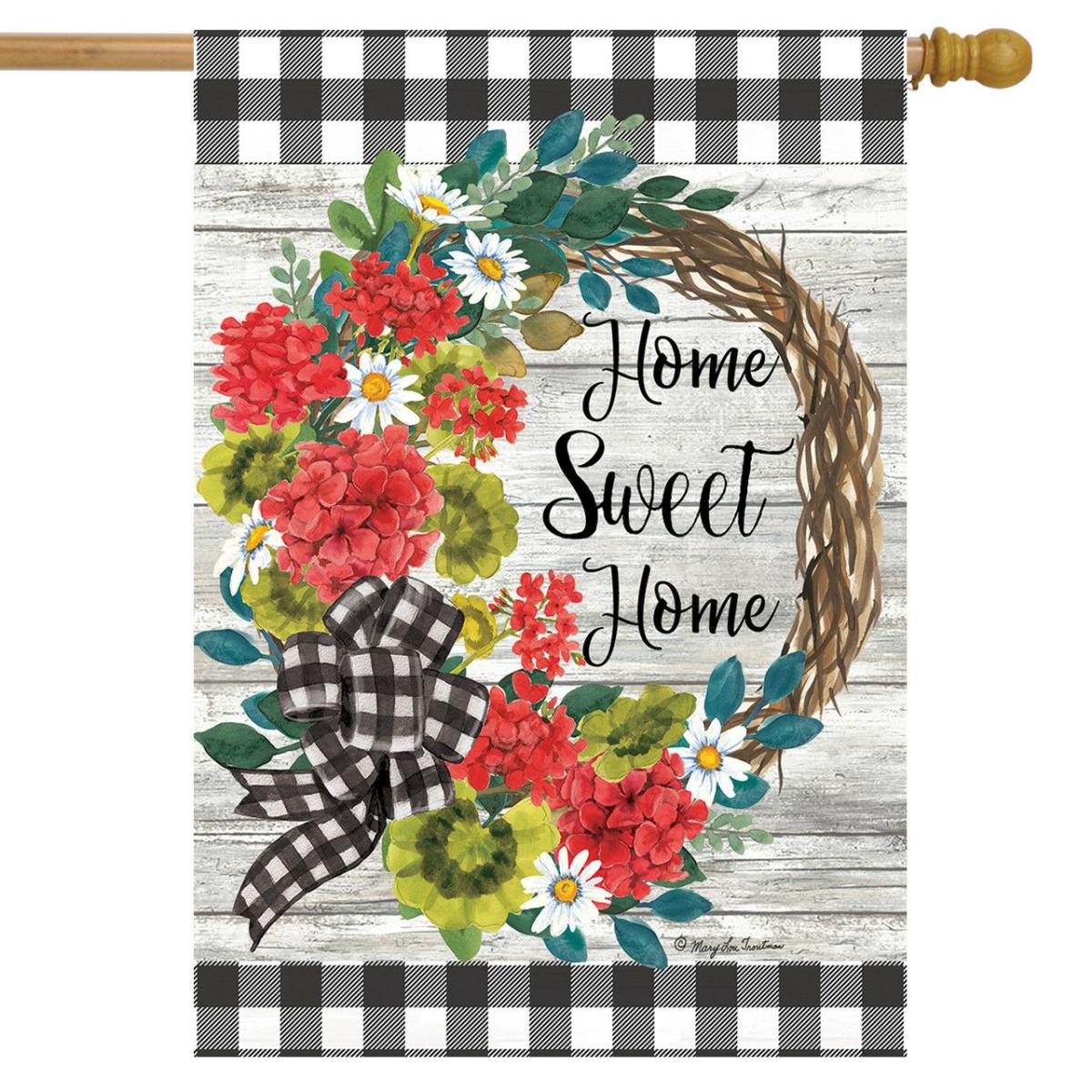 Geranium Wreath Summer House Flag | Seasons Farmhouse Seasons