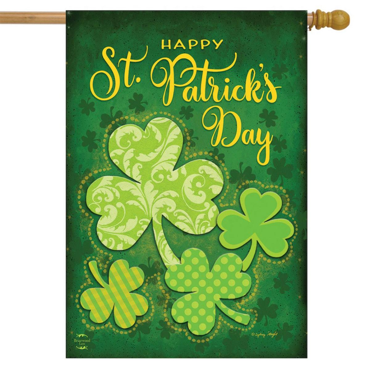 Lucky Shamrocks House Flag | Holidays Holidays Holidays