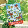 Sunshine Daisies House Flag | Themes Animals & Critters Seasons