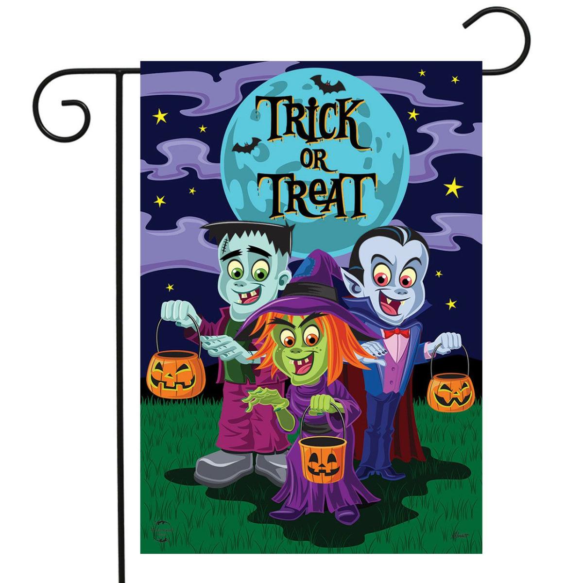 Trick or Treaters Halloween Garden Flag | Holidays Garden Flags Holidays